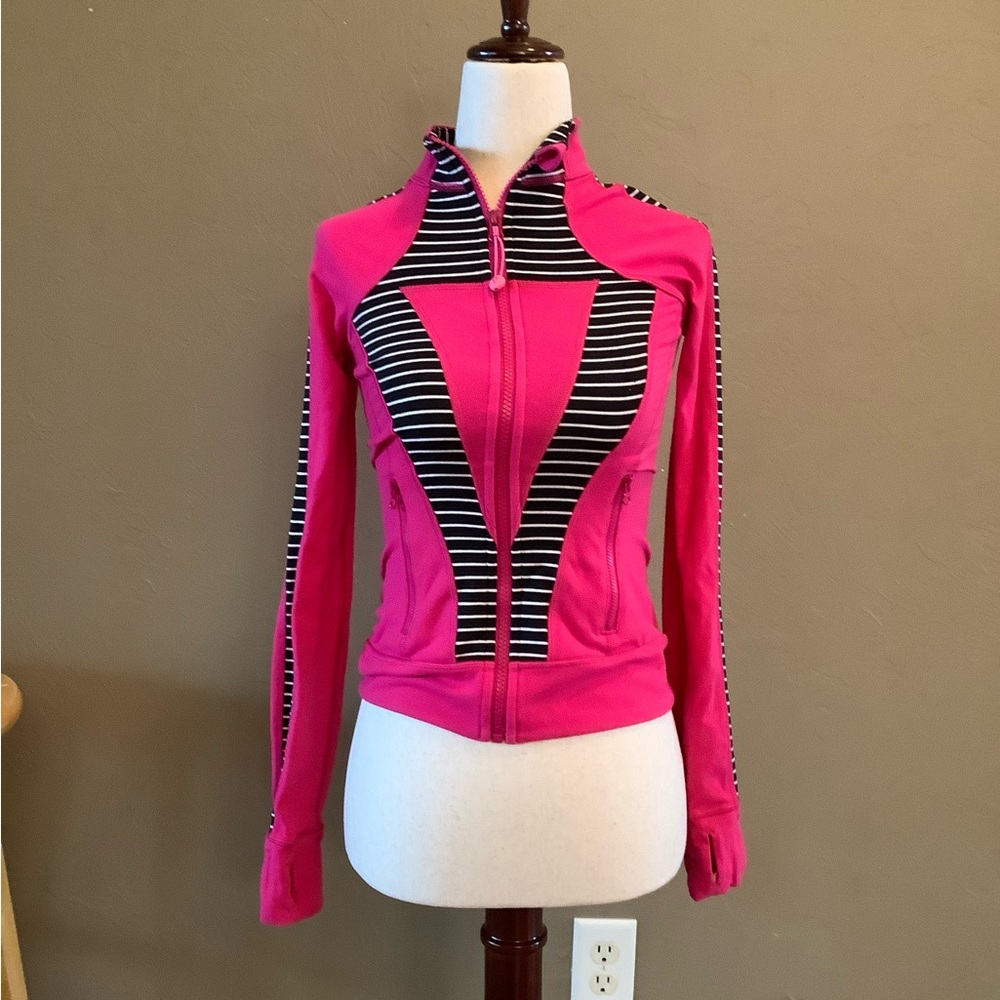 Lululemon Ivvia Girl size 10